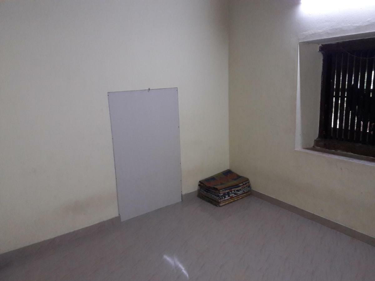 Devasthanam Lodge Thiruvananthapuram Ngoại thất bức ảnh