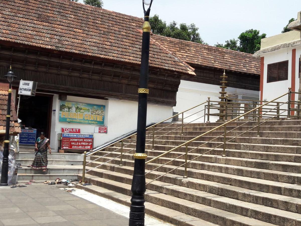 Devasthanam Lodge Thiruvananthapuram Ngoại thất bức ảnh